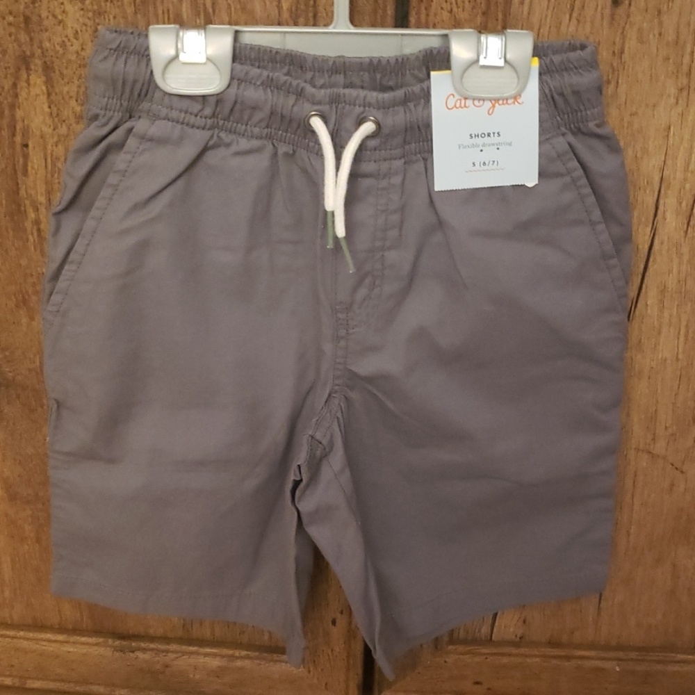Boys kahki shorts
